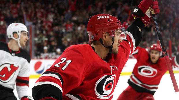 carolina-hurricanes-playoff-preview.jpg